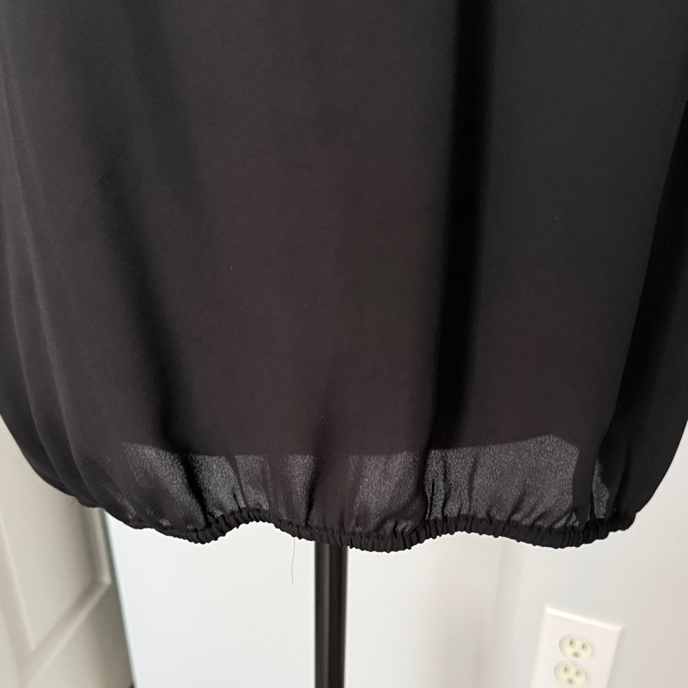 New York & Company Black Lace Yoke Sleeveless Camisole - Picture 3 of 4